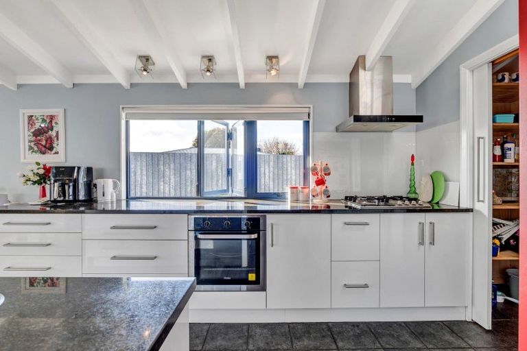 Photo of property in 77a Wilson Street, Hawera, 4610