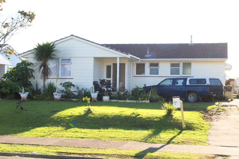 Photo of property in 76 Mayflower Close, Mangere East, Auckland, 2024
