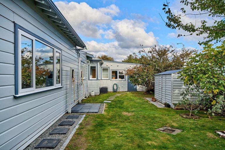 Photo of property in 17 Connolly Street, Boulcott, Lower Hutt, 5010