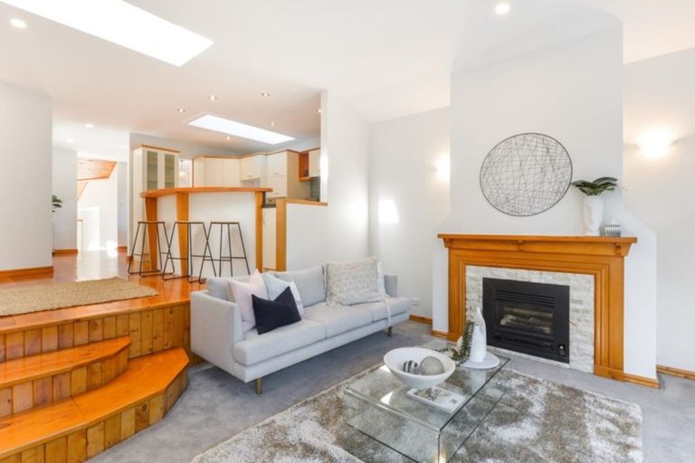 Photo of property in 27b Opoia Road, Hamilton East, Hamilton, 3216