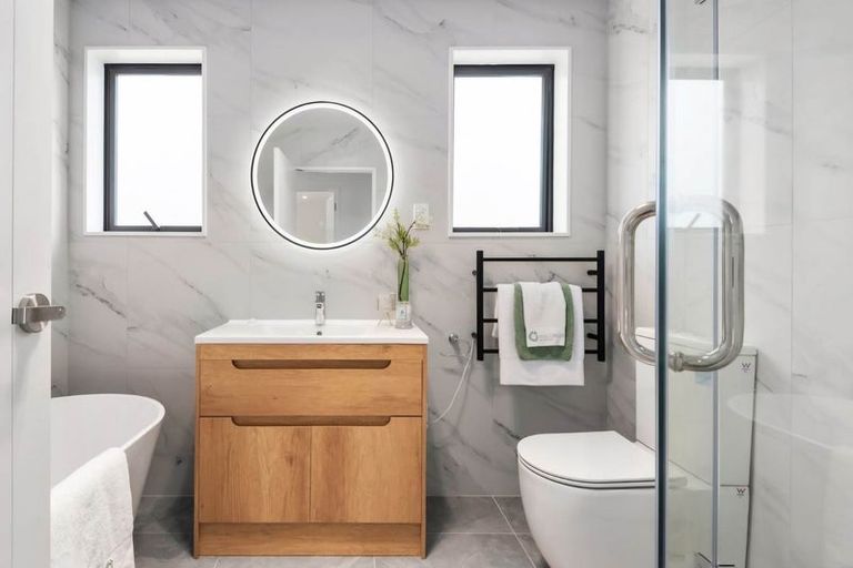 Photo of property in 6 Landsdale Place, Massey, Auckland, 0614