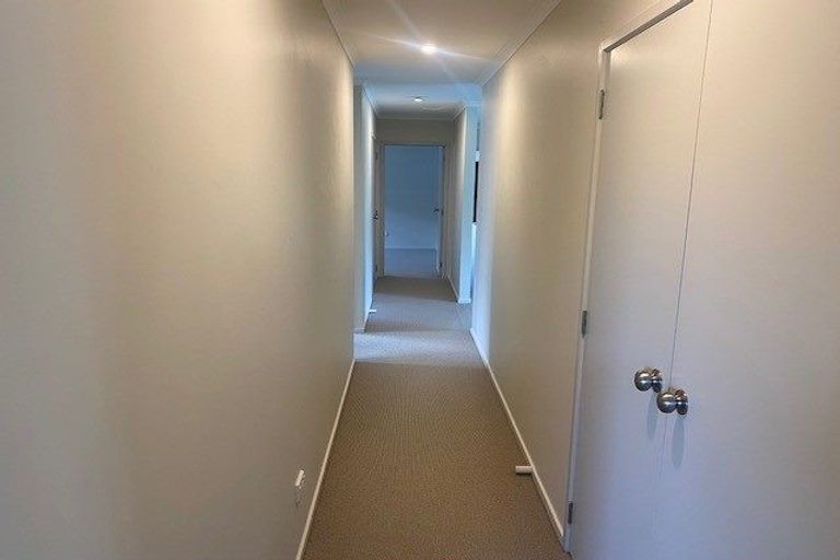 Photo of property in 25c Dolphin Parade, Bell Block, New Plymouth, 4312