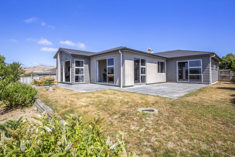 Photo of property in 94 Te Puia Drive, Aotea, Porirua, 5024