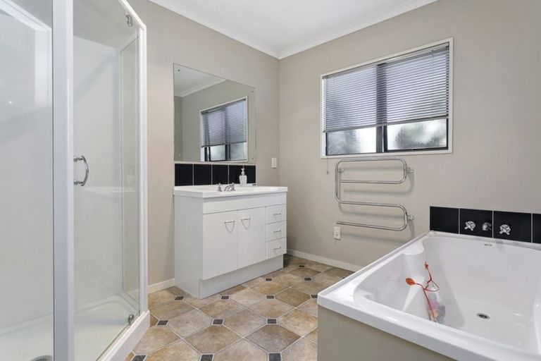 Photo of property in 26 Oaklands Drive, Cambridge, 3434