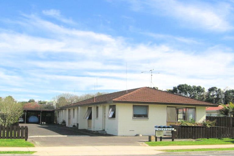 Photo of property in 2/41 Bureta Road, Otumoetai, Tauranga, 3110