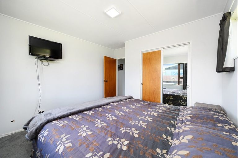 Photo of property in 39 Lyttelton Crescent, Tamatea, Napier, 4112