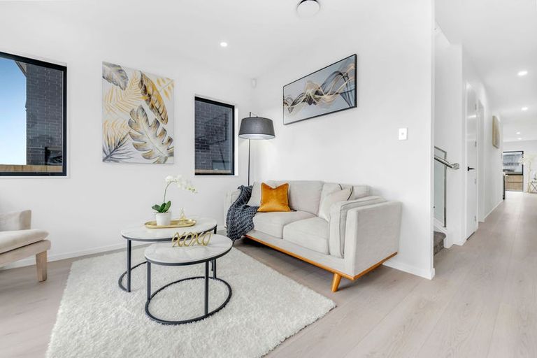 Photo of property in 34 Adamson Road, Flat Bush, Auckland, 2019