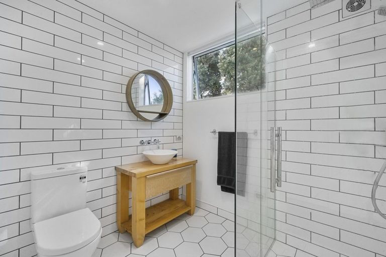 Photo of property in 7 Olliver Grove, Waikanae Beach, Waikanae, 5036