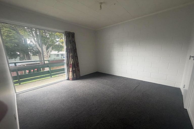 Photo of property in 6/12 Wood Street, Wallaceville, Upper Hutt, 5018
