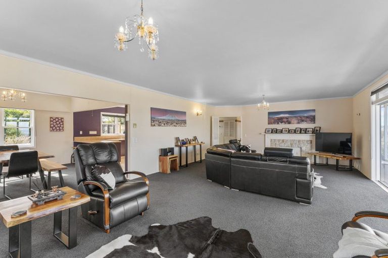 Photo of property in 87 Acacia Bay Road, Nukuhau, Taupo, 3330