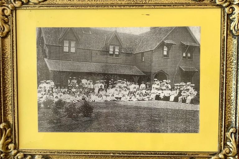 Photo of property in 16 Augustine Street, Waimate, 7924