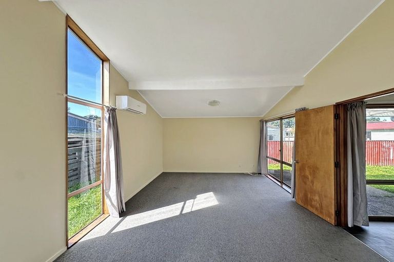 Photo of property in 3/29 Rimu Street, New Lynn, Auckland, 0600