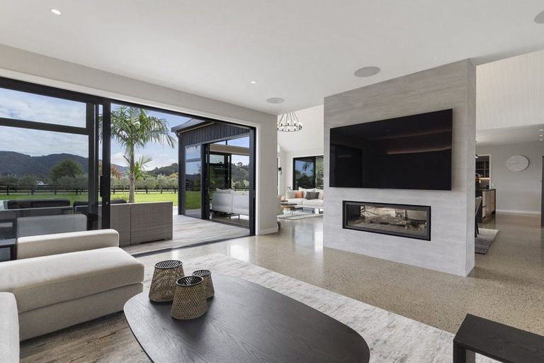 Photo of property in 5 Rossbern Lane, Clevedon, Papakura, 2585