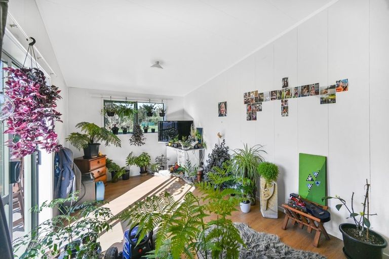 Photo of property in 202 Kempthorne Road, Russell, 0272