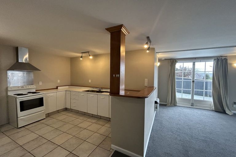 Photo of property in 7 Rodrigo Road, Kilbirnie, Wellington, 6022