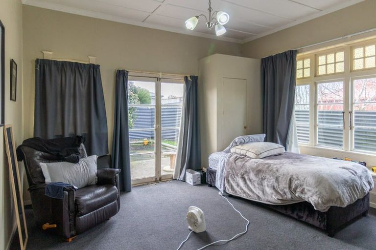 Photo of property in 16 Charles Street, Grasmere, Invercargill, 9810