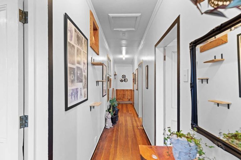 Photo of property in 18 Princess Street, Dannevirke, 4930