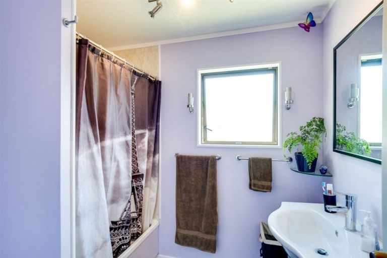 Photo of property in 28a Massey Crescent, Marewa, Napier, 4110