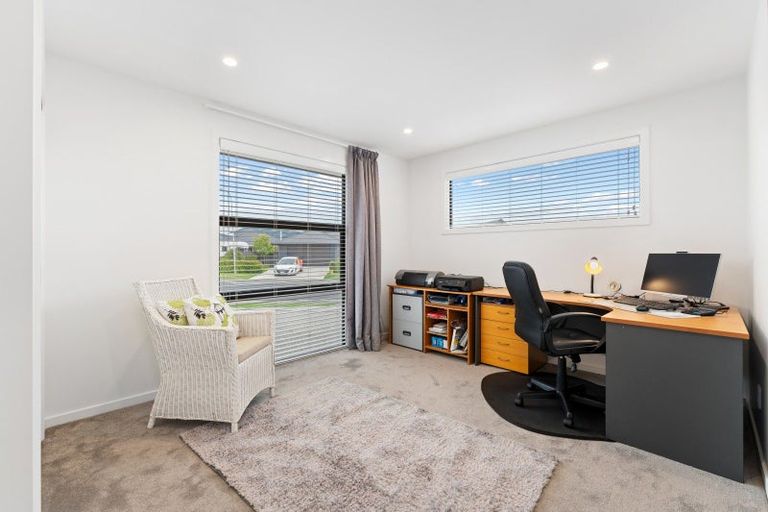 Photo of property in 18 Caledonia Drive, Mosgiel, 9024