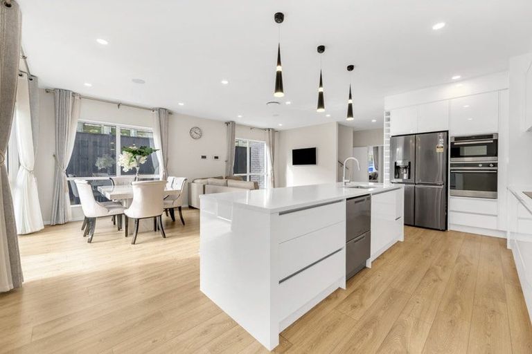 Photo of property in 52 Peihinga Road, Flat Bush, Auckland, 2019