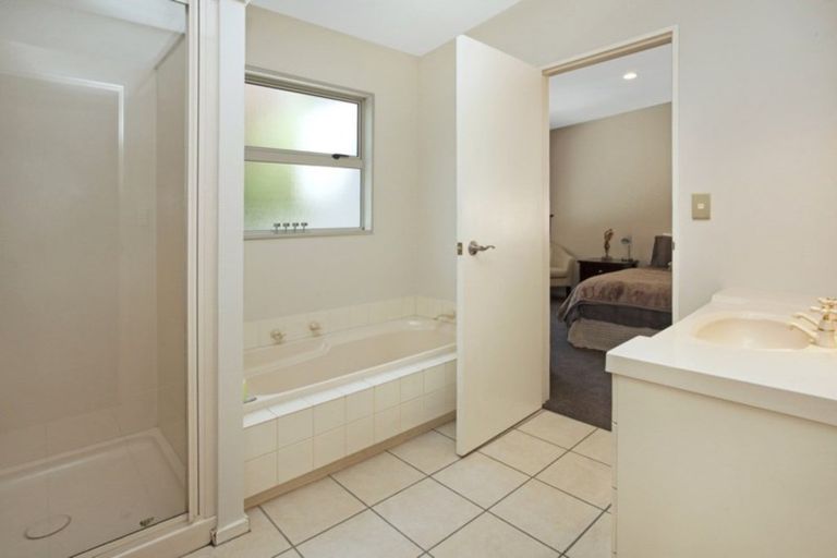 Photo of property in 3 Willow Dell, Westmorland, Christchurch, 8025