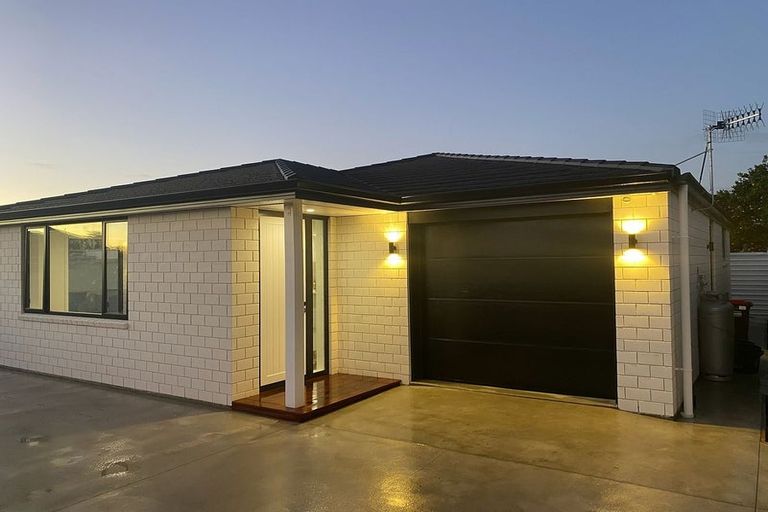 Photo of property in 227a Kennedy Road, Onekawa, Napier, 4110