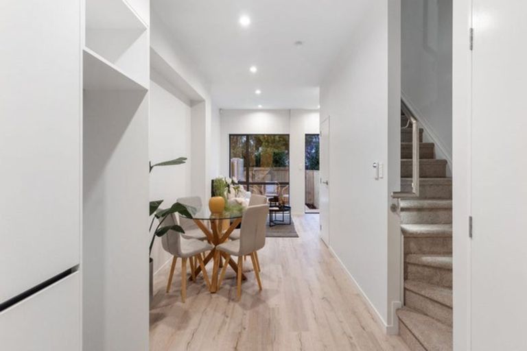 Photo of property in 26d Bellringer Road, Massey, Auckland, 0614