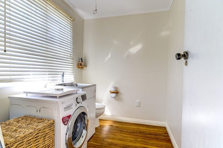 Photo of property in 16 Riverview Terrace, Fairfield, Hamilton, 3214