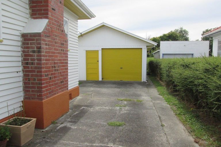 Photo of property in 13 Park Road, West End, Palmerston North, 4412