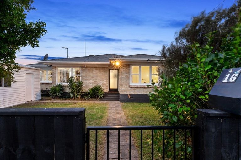 Photo of property in 1/16 Rice Crescent, Papakura, 2110
