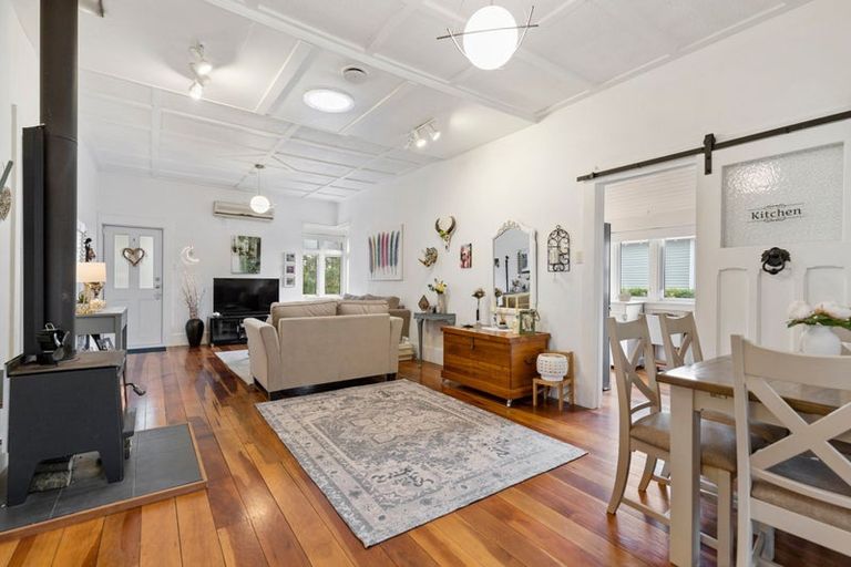 Photo of property in 10 Stanley Avenue, Te Aroha, 3320