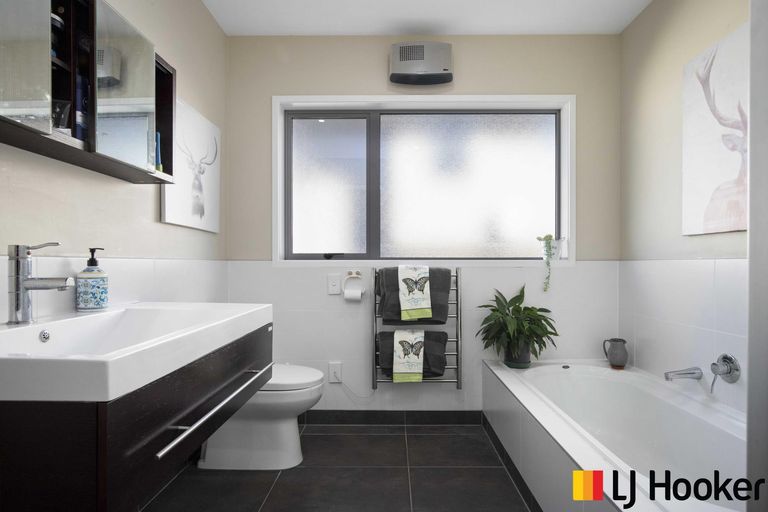 Photo of property in 7 Valley Heights Lane, Pukekohe, 2120