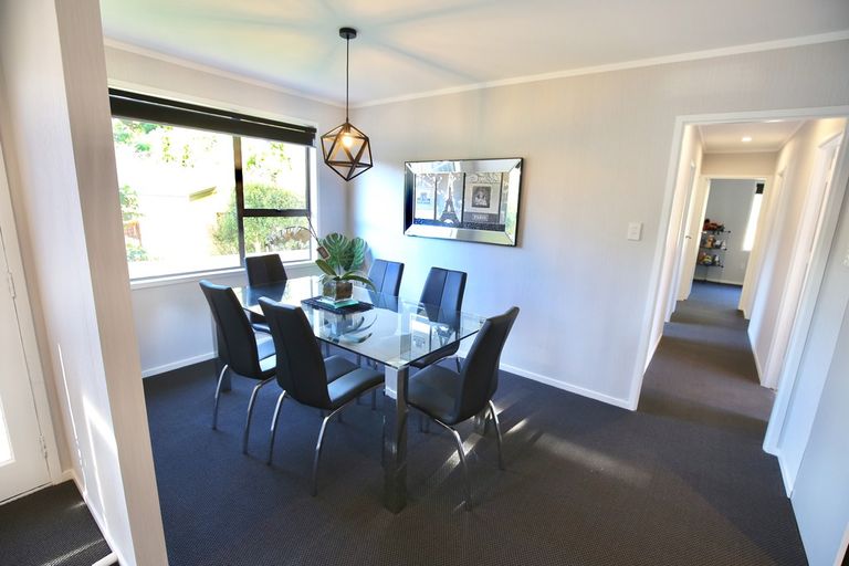 Photo of property in 11 Matipo Crescent, Pukete, Hamilton, 3200