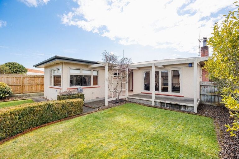 Photo of property in 29 Palm Avenue, Hokowhitu, Palmerston North, 4410