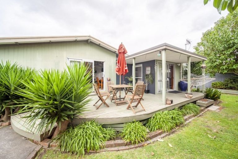 Photo of property in 13a Windsor Terrace, Taradale, Napier, 4112