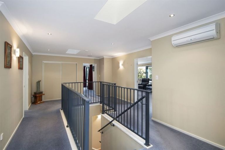 Photo of property in 8 Morgans Valley, Heathcote Valley, Christchurch, 8022