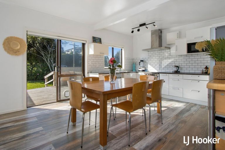 Photo of property in 98a Dillon Street, Waihi Beach, 3611