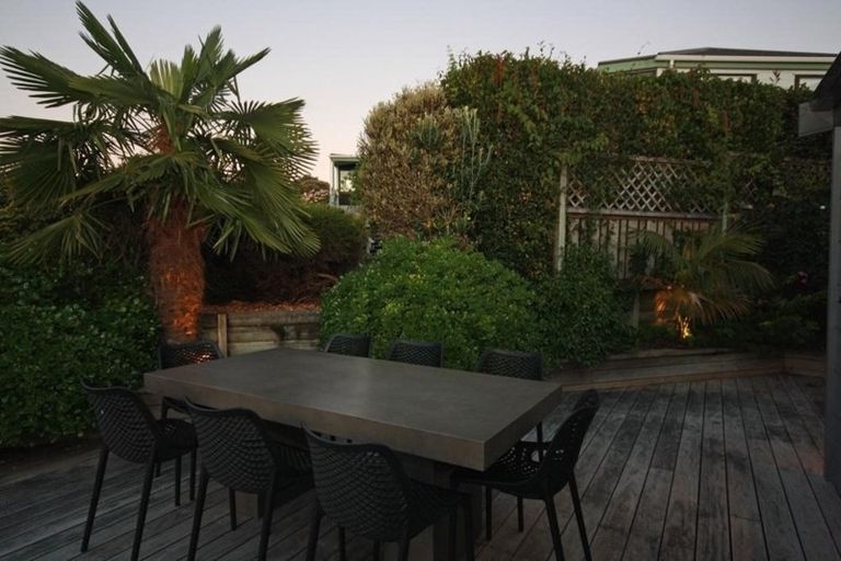 Photo of property in 130 Tirohanga Drive, Whangamata, 3620