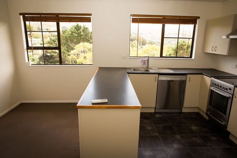 Photo of property in 19 Wingfield Place, Churton Park, Wellington, 6037