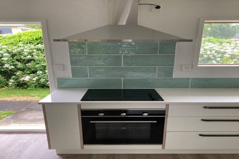 Photo of property in 12b Carter Drive, Pomare, Rotorua, 3015