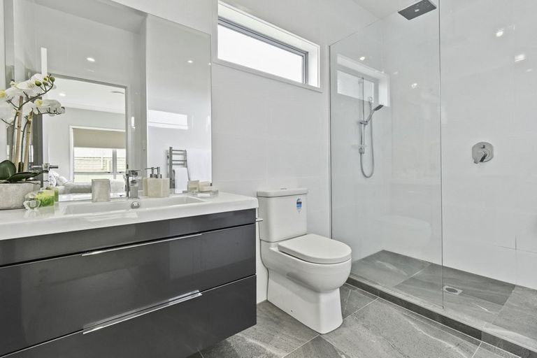 Photo of property in 5 Deol Drive, Pukekohe, 2120