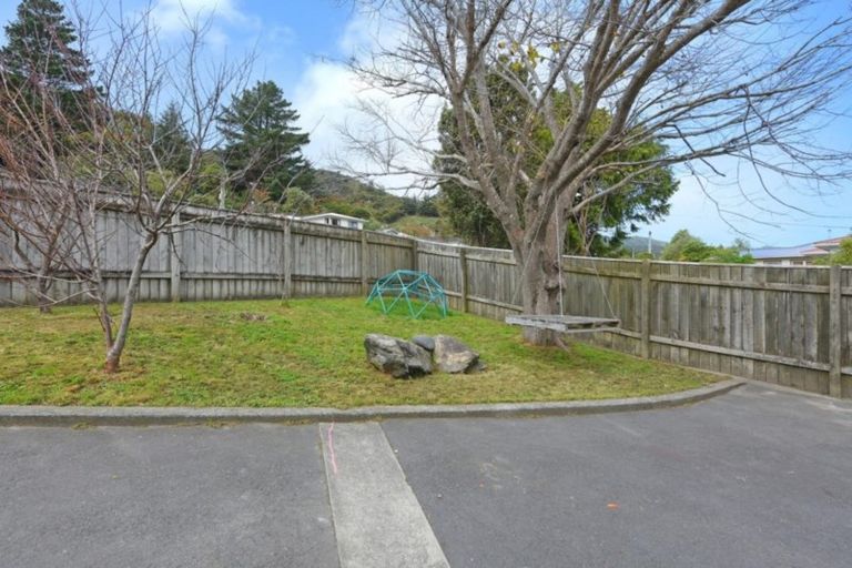 Photo of property in 60 Coast Road, Wainuiomata, Lower Hutt, 5014