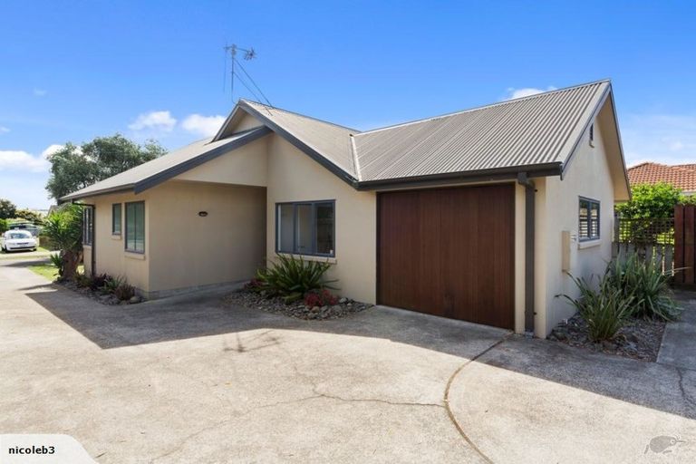 Photo of property in 67 Dalton Drive, Papamoa Beach, Papamoa, 3118