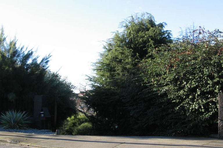 Photo of property in 83 Landsdowne Terrace, Cashmere, Christchurch, 8022