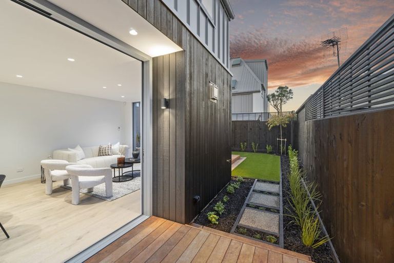 Photo of property in 2/29 Melrose Street, Christchurch Central, Christchurch, 8013