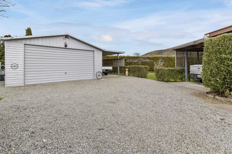 Photo of property in 81 Point Bush Road, Waimate, 7979