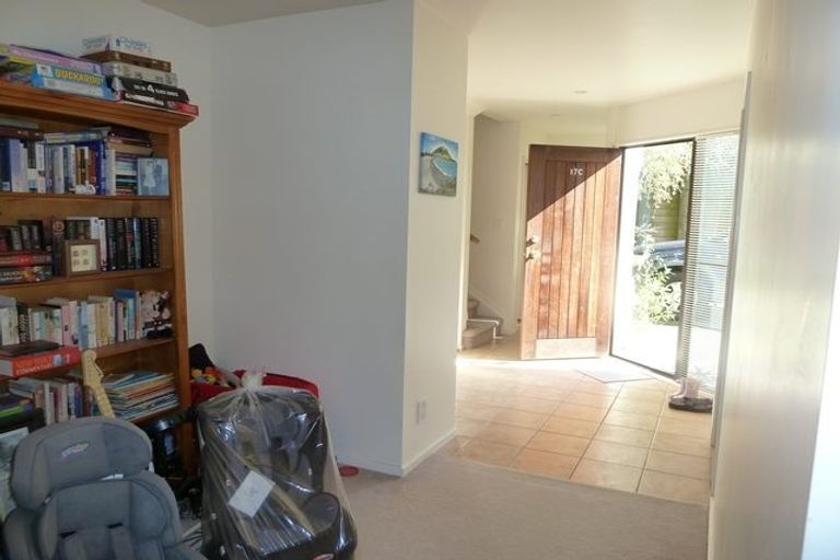 Photo of property in 17c Langana Avenue, Browns Bay, Auckland, 0630