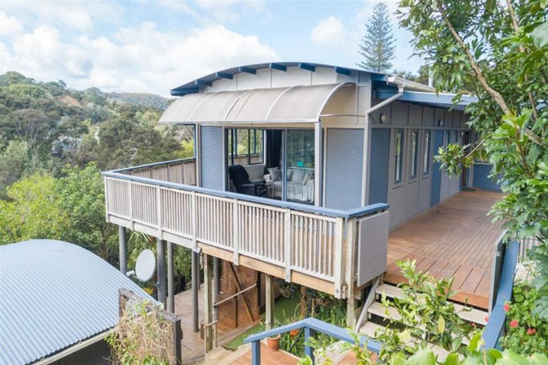Photo of property in 37 Te Toki Road, Ostend, Waiheke Island, 1081