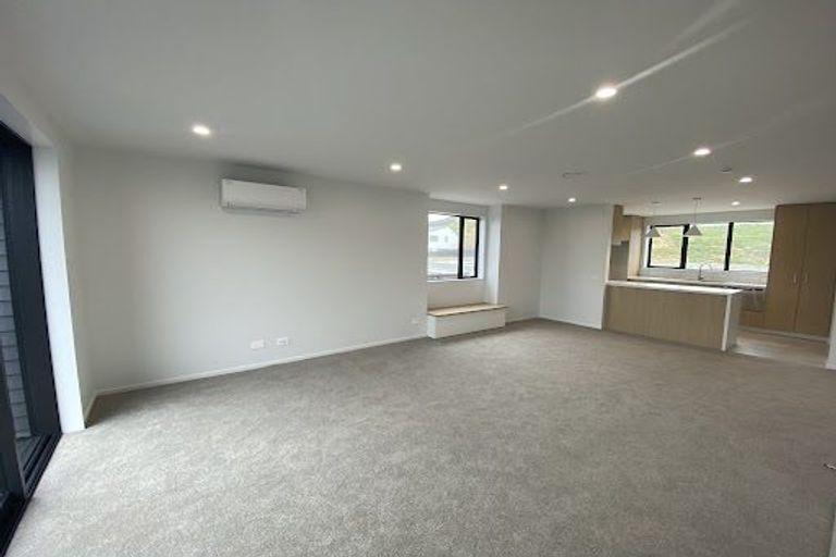 Photo of property in 50 Oakum Road, Whitby, 5024