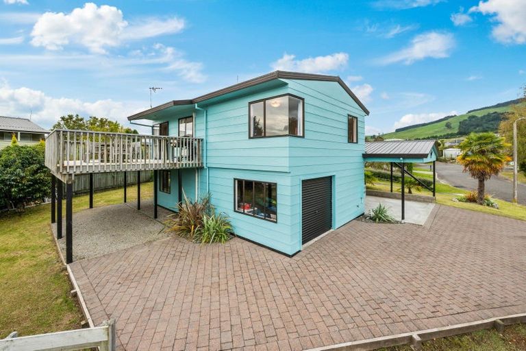 Photo of property in 2/26 Angela Place, Kinloch, Taupo, 3377